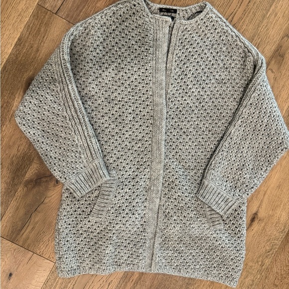 Massimo Dutti Gray Italian Yarn Zip Knit Cardigan size small - Picture 3 of 6